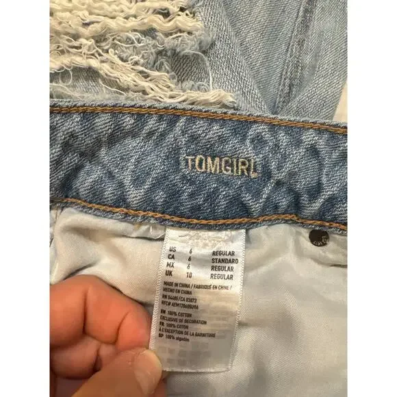 American Eagle Tomgirl Jeans Womens Size 6 Blue Button Fly Trashed Grunge 90s - Picture 4 of 9